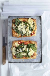 0953 pizza me spanaki koukounaria 1